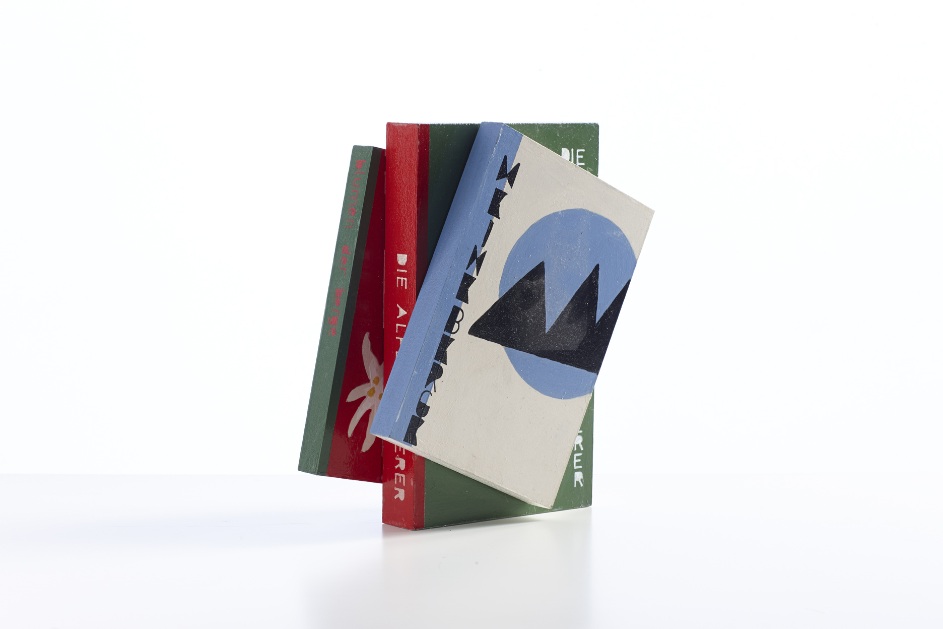 Emi Ligabue, Libri finti, 2013, tempera su legno, dimensioni variabili